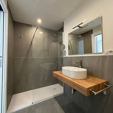 La Pavoncella Apartment *